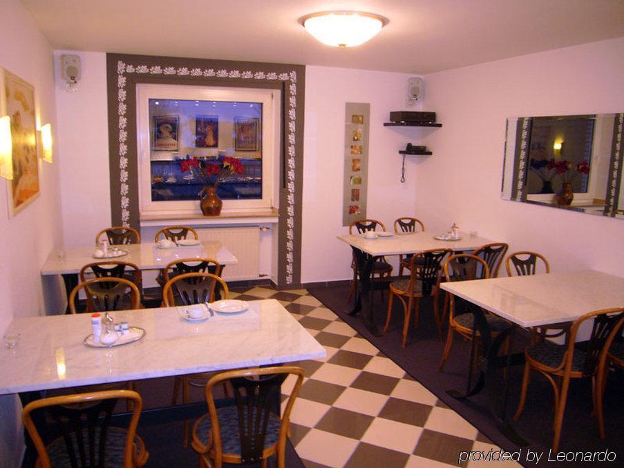Hotel Alt Buettgen Kaarst Extérieur photo