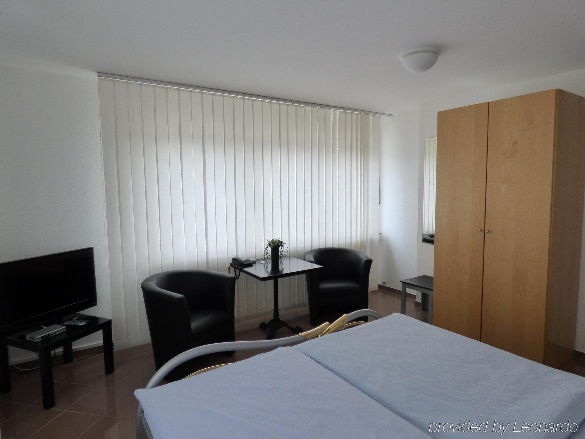 Hotel Alt Buettgen Kaarst Extérieur photo