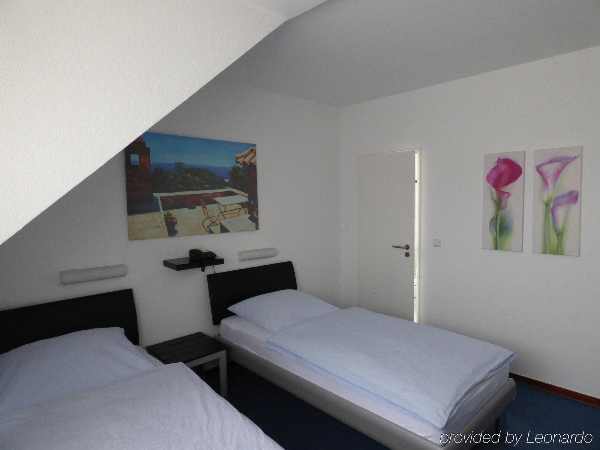 Hotel Alt Buettgen Kaarst Extérieur photo