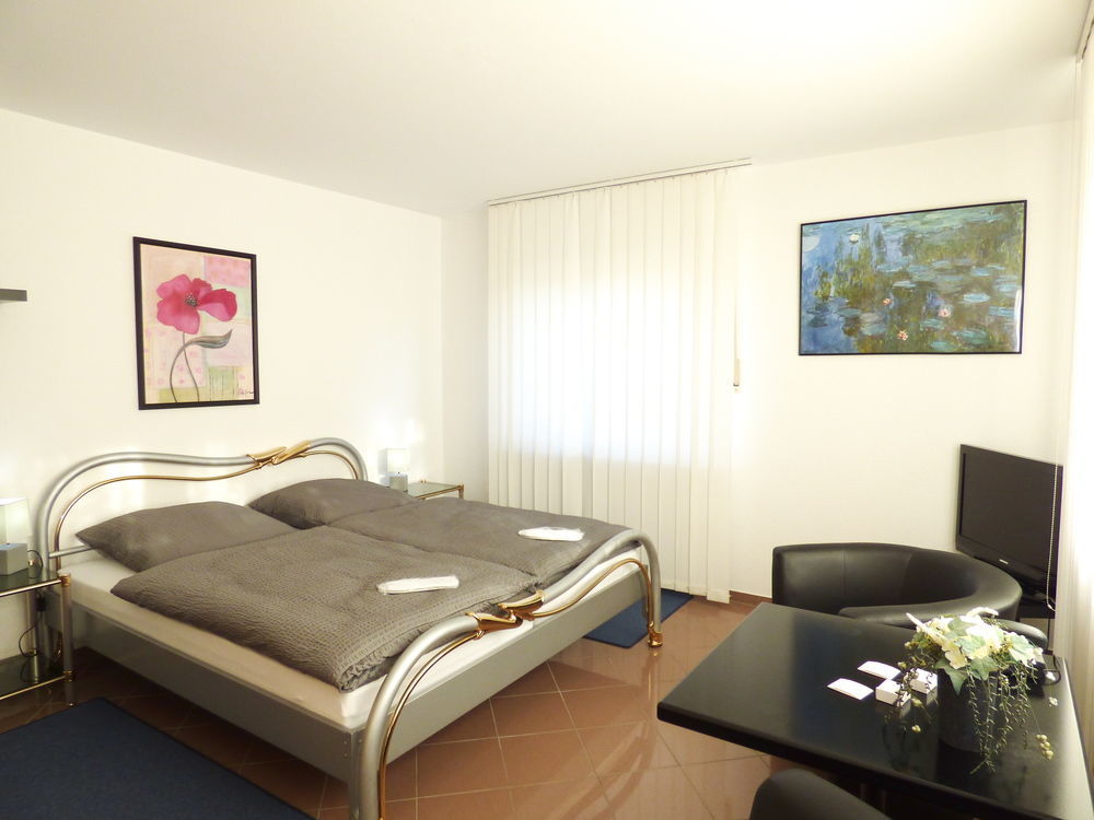 Hotel Alt Buettgen Kaarst Extérieur photo