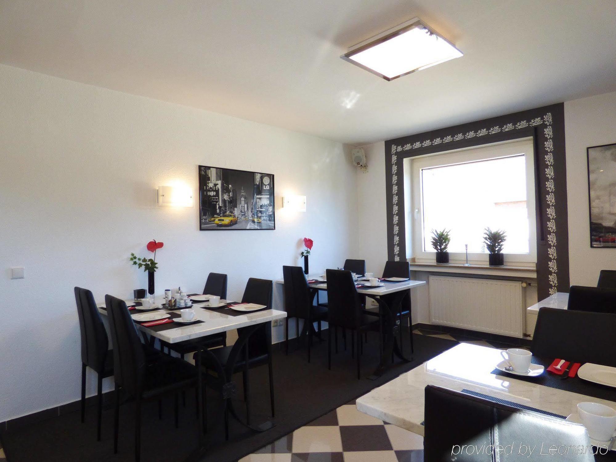 Hotel Alt Buettgen Kaarst Extérieur photo