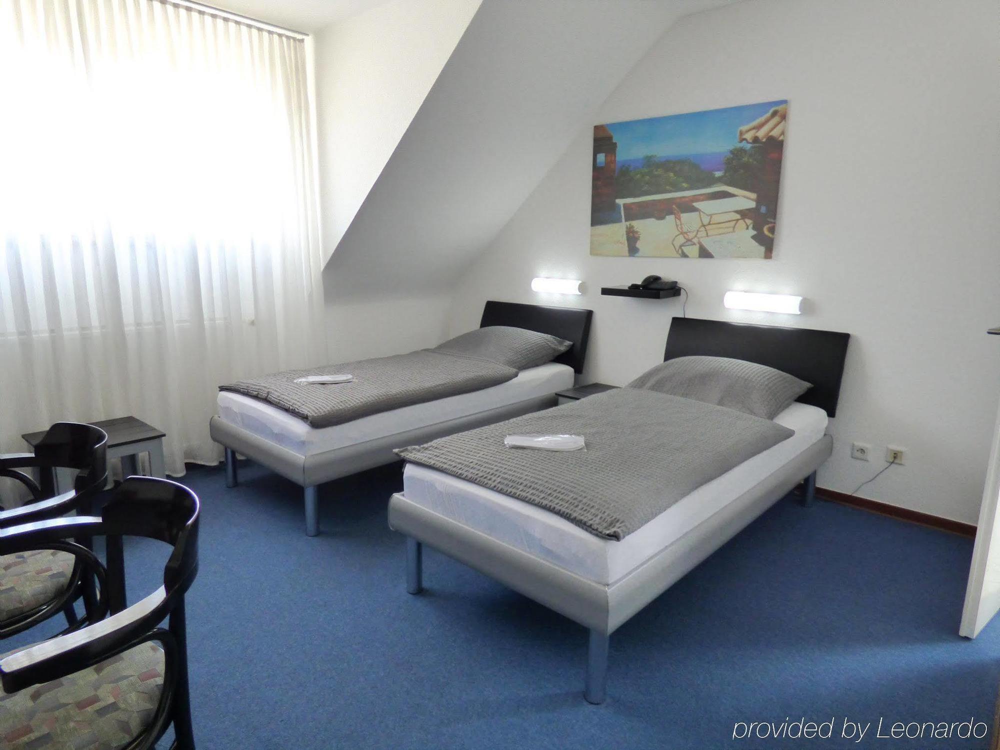 Hotel Alt Buettgen Kaarst Extérieur photo